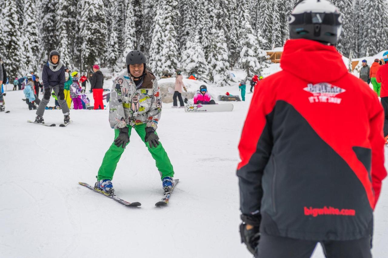 Stonebridge Lodge Big White Ski Resort Экстерьер фото
